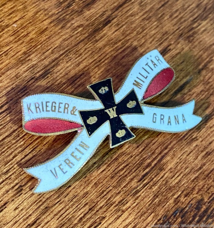 WW1 WEIMAR German Veterans’ Association of Grana Enamel Variant Badge RARE-img-2