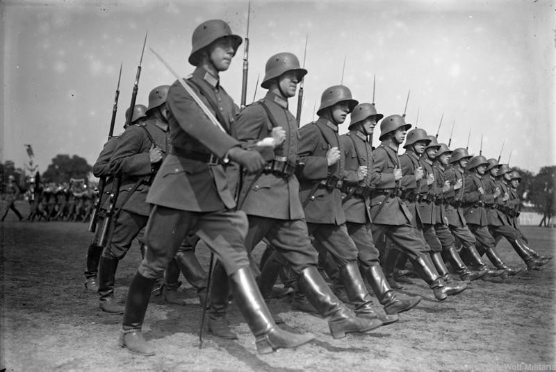 WW1 WEIMAR German Veterans’ Association of Grana Enamel Variant Badge RARE-img-8