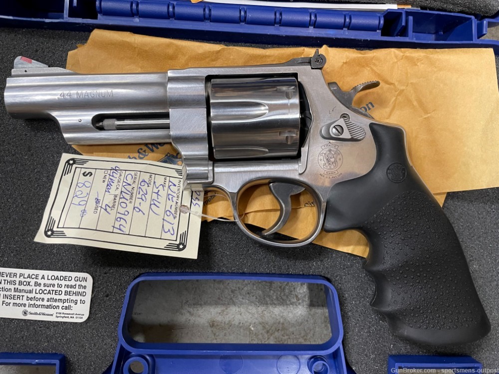 Smith and Wesson 629-6 .44mag-img-1
