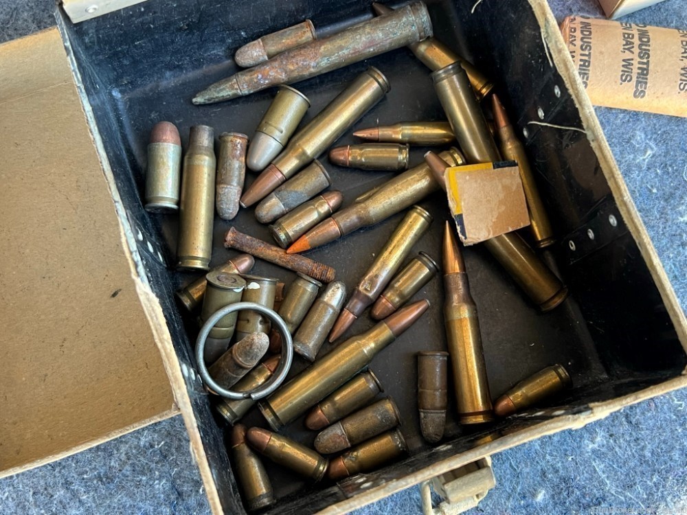 ANTIQUE & VINTAGE AMMO COLLECTION -img-5