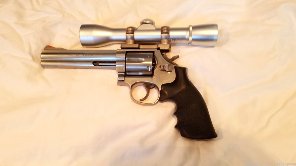 Smith and Wesson 686-4 .357 W/ Leupold mount rings and Bushnell scope-img-0