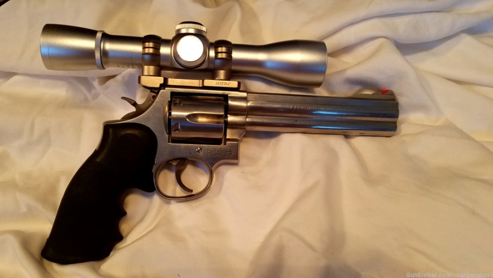 Smith and Wesson 686-4 .357 W/ Leupold mount rings and Bushnell scope-img-28