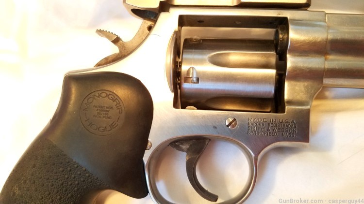 Smith and Wesson 686-4 .357 W/ Leupold mount rings and Bushnell scope-img-14