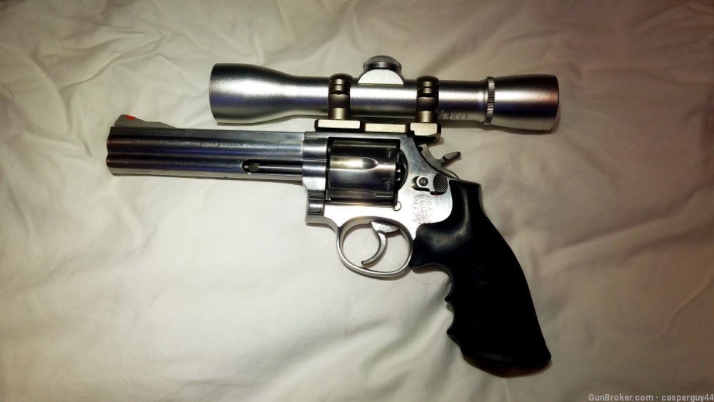 Smith and Wesson 686-4 .357 W/ Leupold mount rings and Bushnell scope-img-2