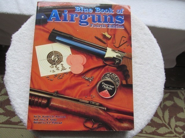 Blue Book of Airguns Fourth Edition-img-0