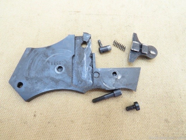 Colt Trooper MKIII Revolver Sideplate & Latch Assembly Parts-img-3
