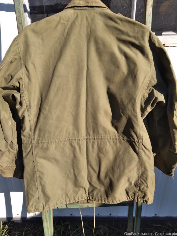 US Army Field Jacket, early Vietnam Era, with Insignia-img-4