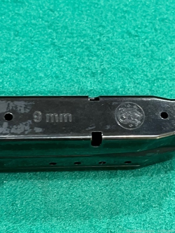 Smith & Wesson MP9 Compact Factory 9mm Magazine 12rd Hicap-img-6