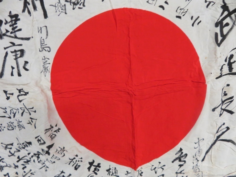 JAPANESE WWII HINOMARU MEATBALL FLAG WITH SIGNED KANJI CHARACTERS (RARE)-img-10