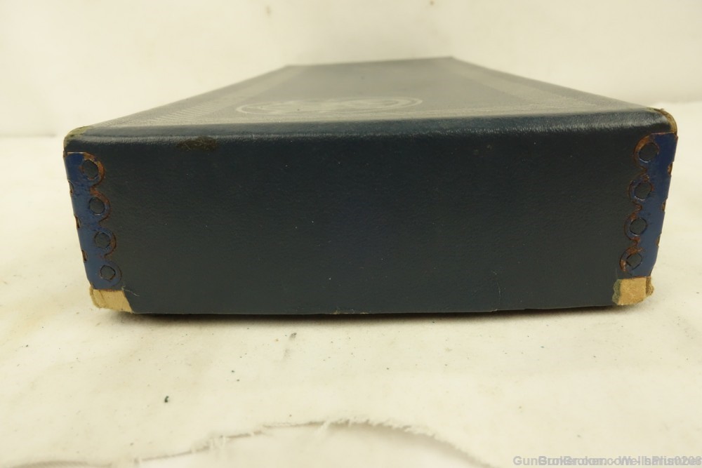 SMITH & WESSON FACTORY TWO PIECE BLUE BANGOR PUNTA BOX (1966-1985)-img-4