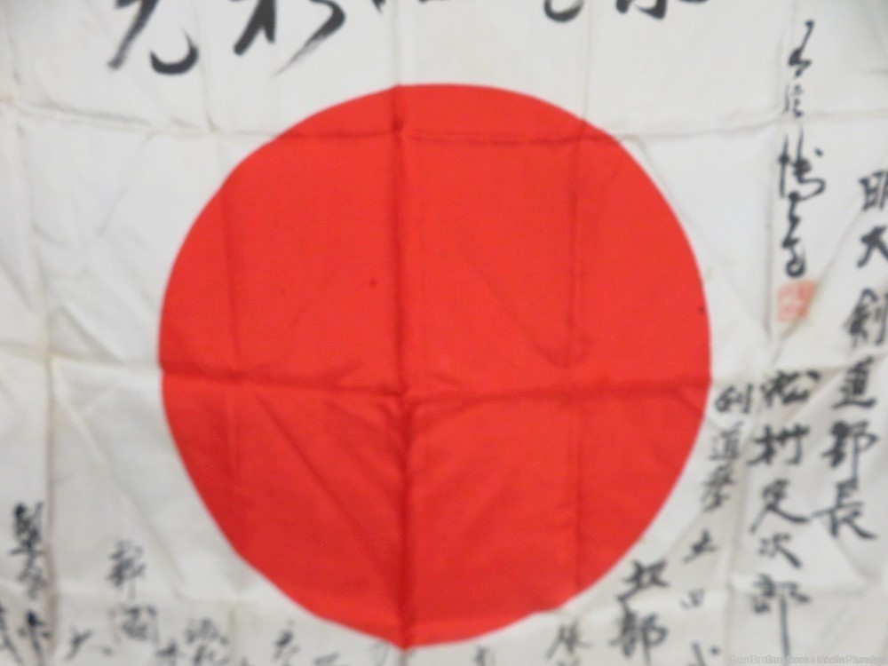 JAPANESE WWII HINOMARU MEATBALL FLAG W/ SIGNED KANJI CHARACTERS (NICE)-img-10