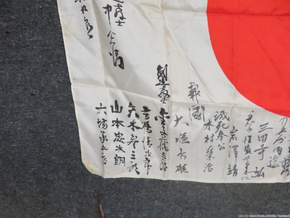 JAPANESE WWII HINOMARU MEATBALL FLAG W/ SIGNED KANJI CHARACTERS (NICE)-img-4