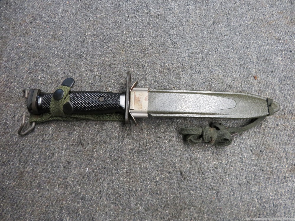 COLT US M7 M-16 FACTORY BAYONET WITH SCABBARD WEST GERMAN (RARE)-img-1