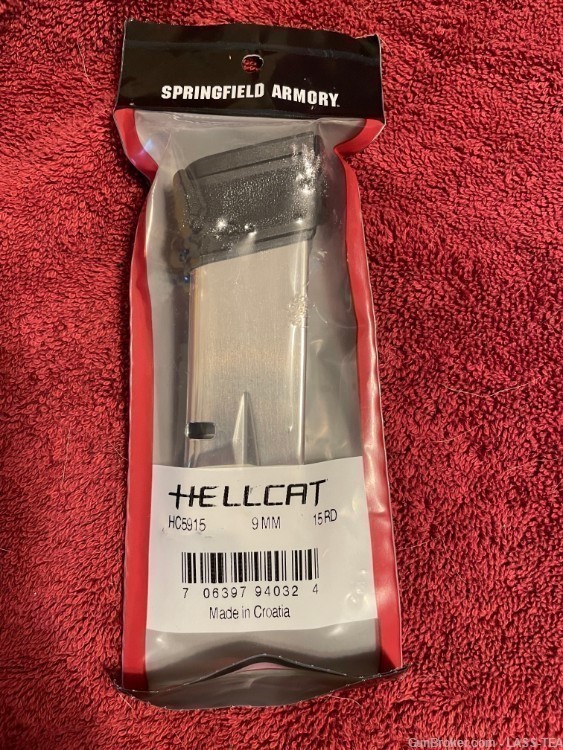 Springfield Hellcat Magazine 9MM 15RD - New in Package-img-0
