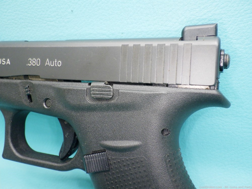 Glock 42 .380acp 3.25"bbl Pistol W/ Night Sights, Belt Clip, & 2 Mags-img-7