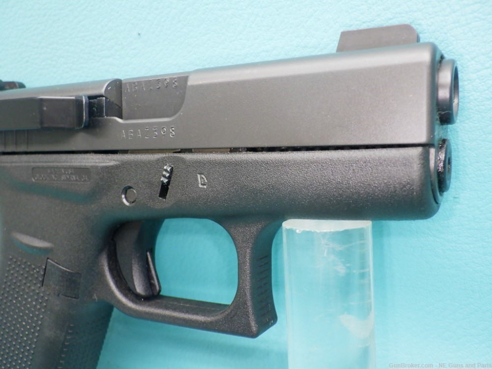 Glock 42 .380acp 3.25"bbl Pistol W/ Night Sights, Belt Clip, & 2 Mags-img-4
