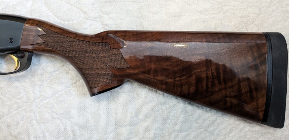 Remington 1100 Sporting .410 Shotgun 3" stunning! nice wood!-img-2