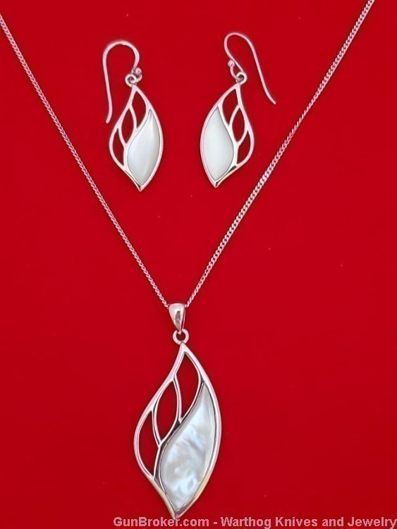 925 Sterling Silver Rhodium Plated/Mother of Pearl Necklace set.S36*REDUCED-img-0