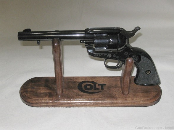 Colt SAA 5 1/2 gun stand-img-0