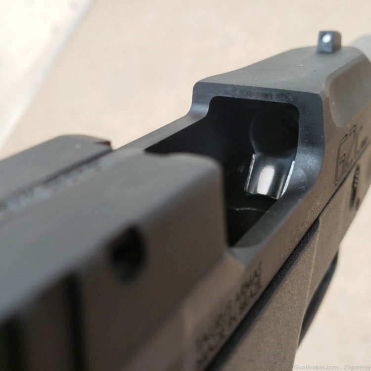 Taurus G2C Compact 9mm Semi-Auto Pistol with 2 Magazines-img-20
