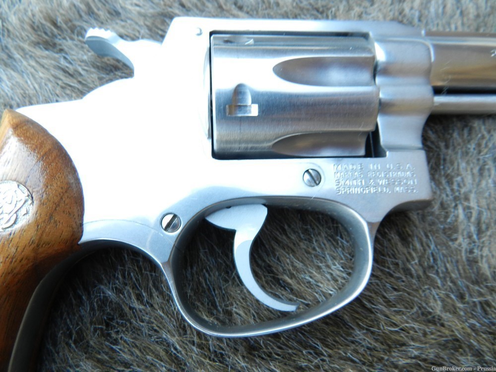 Smith & Wesson Model 650 22 Mag Aux 22 Cal Cyl NIB-img-6