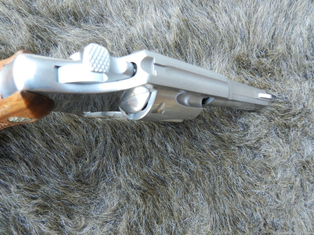 Smith & Wesson Model 650 22 Mag Aux 22 Cal Cyl NIB-img-8