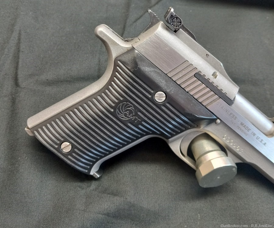 AMT AUTOMAG II COMPACT STAINLESS STEEL 22WMR 7rd USED-img-7