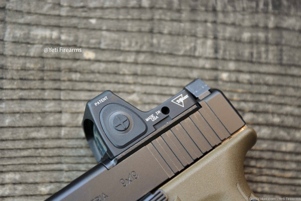 Glock 19 Gen 5 MOS 9mm Factory FDE W/ CHPWS V4 & Trijicon RMR RM06 G19 G5 -img-10