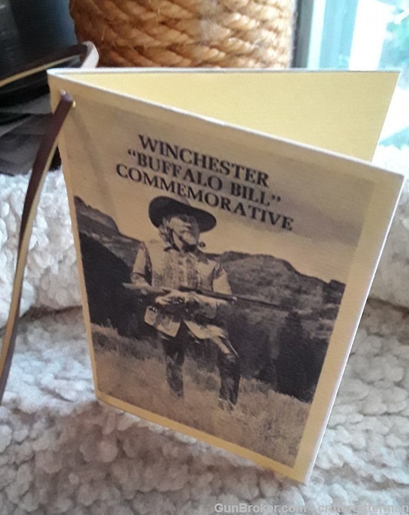 WINCHESTER 94 Buffalo Bill Commemorative Reprinted Hang Tag-img-2
