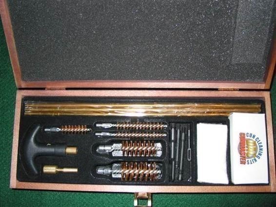 DAC 17pc Universal Gun Cleaning Kit-Wood Case-img-0