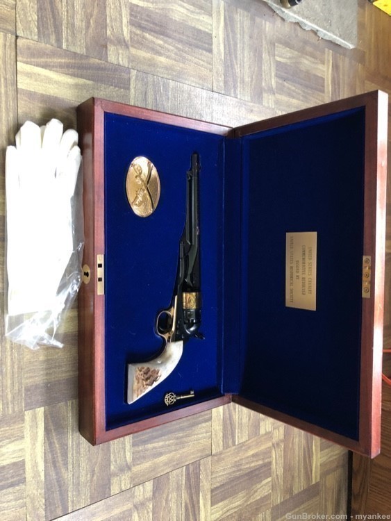 Historical Society Commemorative Cavalry Colt  1860 Revolver Reduced Price-img-2