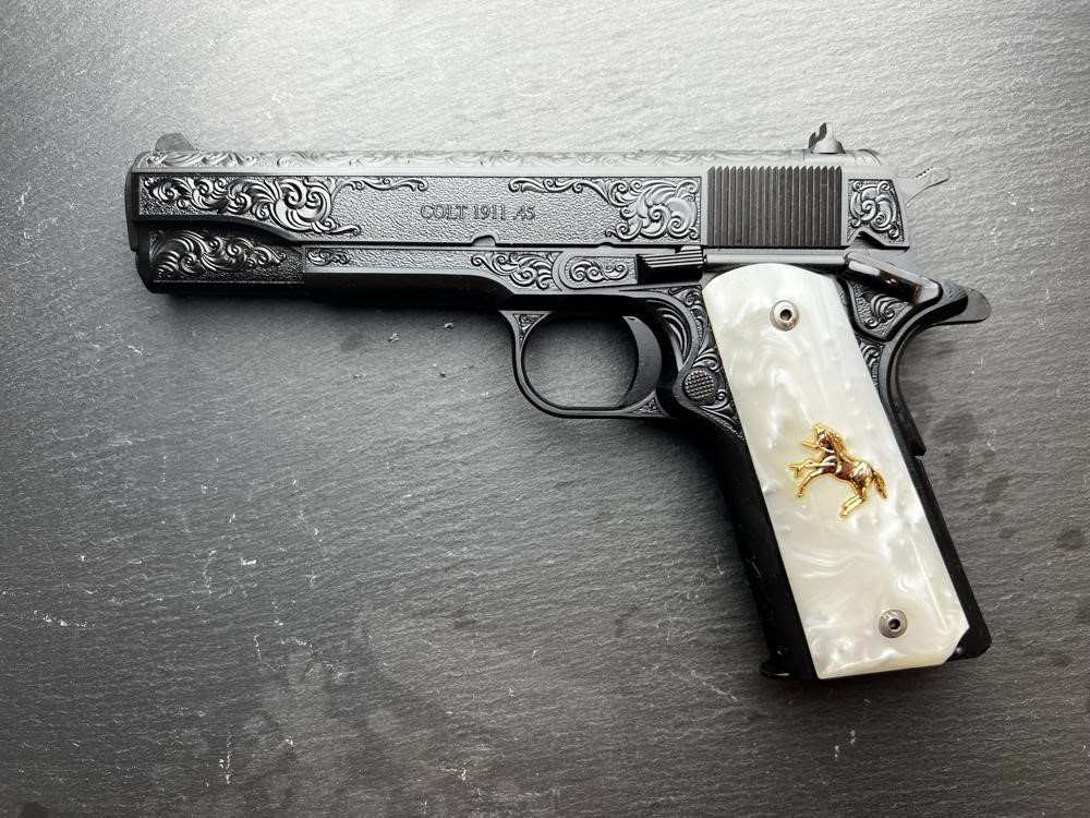 Colt 1911 .45 ACP BLUED Altamont Custom Engraved Scroll -img-0
