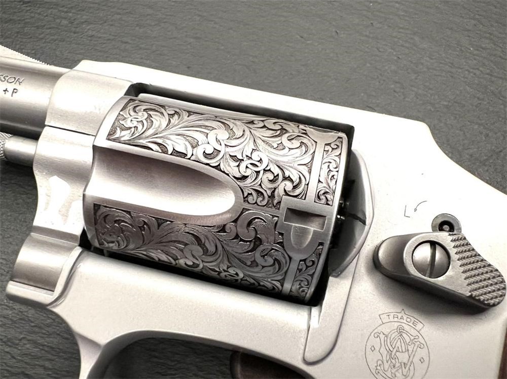 Smith & Wesson S&W 642 American Scroll Classic Carry ALTAMONT Engraved-img-1