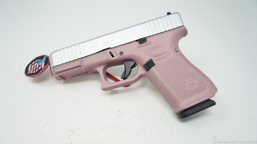 GLOCK 19 G5 9MM CEREKOTE PINK CHAMPAGNE AND SHIMERING ALUMINUM FINISH-img-0