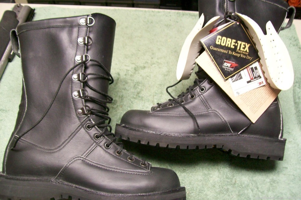 New Danner Fort Lewis 69110  Insulated Boots Size 7D -img-0