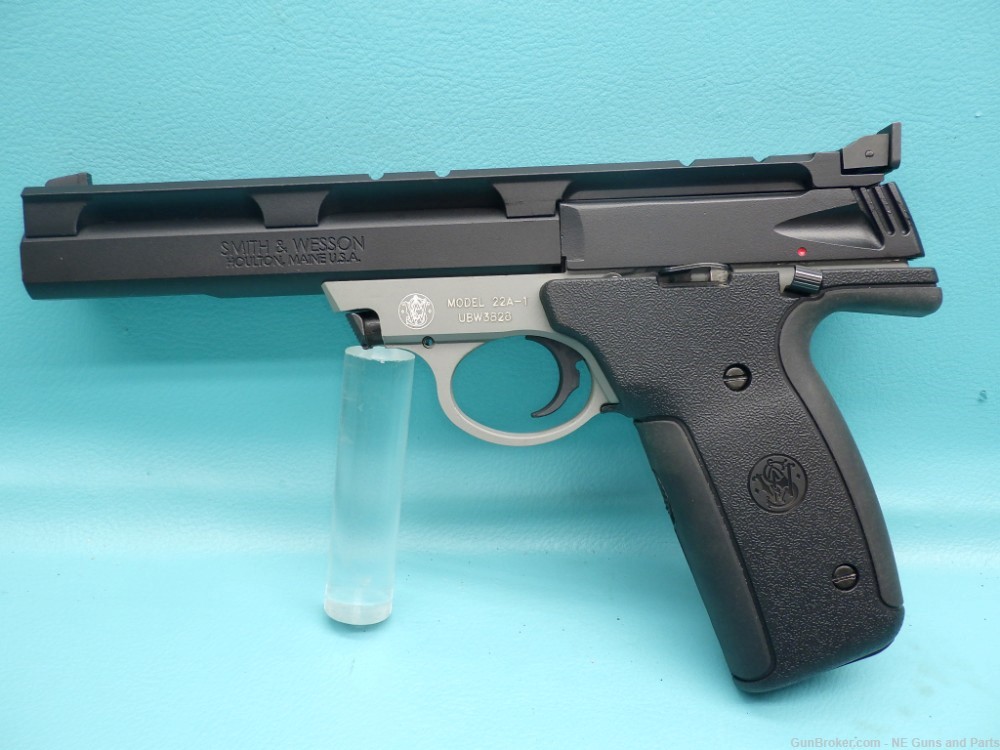 Smith & Wesson 22A-1 .22LR 5 1/2" bbl Pistol W/ Box + 2 Mags-img-5