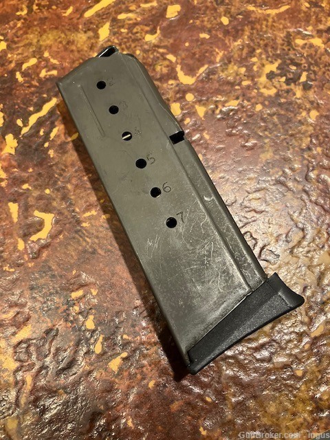 SIG P239 FACTORY PHOSPHATE FINISH 40S&W 7RD MAGAZINE (EXCELLENT)-img-6