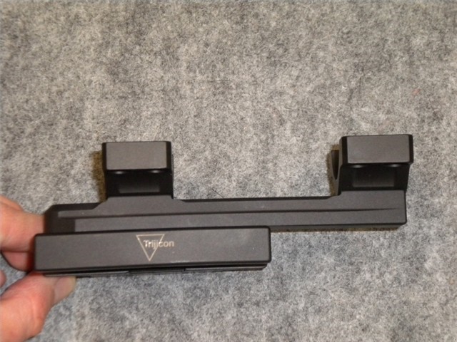 Trijicon TR124 Accupoint Quick Release Mount (NIB)-img-29