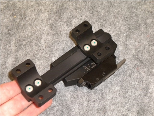 Trijicon TR124 Accupoint Quick Release Mount (NIB)-img-32