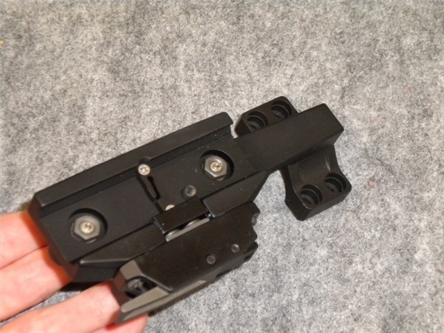 Trijicon TR124 Accupoint Quick Release Mount (NIB)-img-31