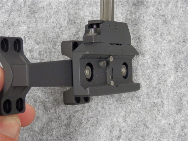 Trijicon TR124 Accupoint Quick Release Mount (NIB)-img-6