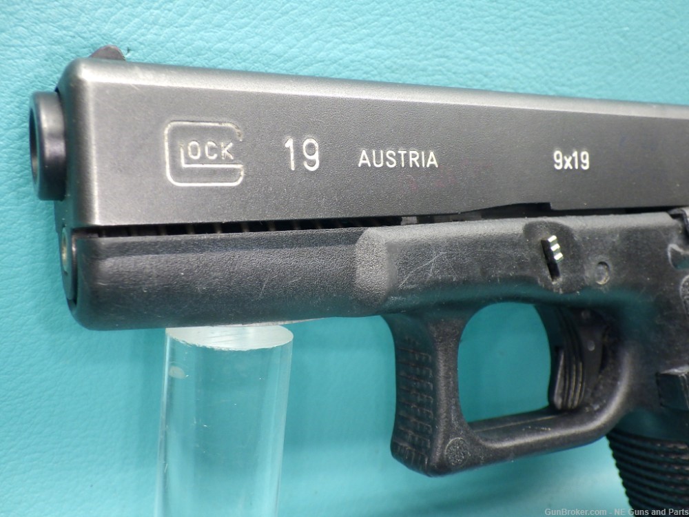 Glock 19 Gen 2 9mm 4"bbl Pistol W/ Lasermax Guide Rod-img-9