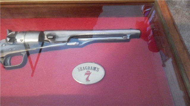 Colt Display (Seagrams) US Calvary Model 1860 44 C-img-3