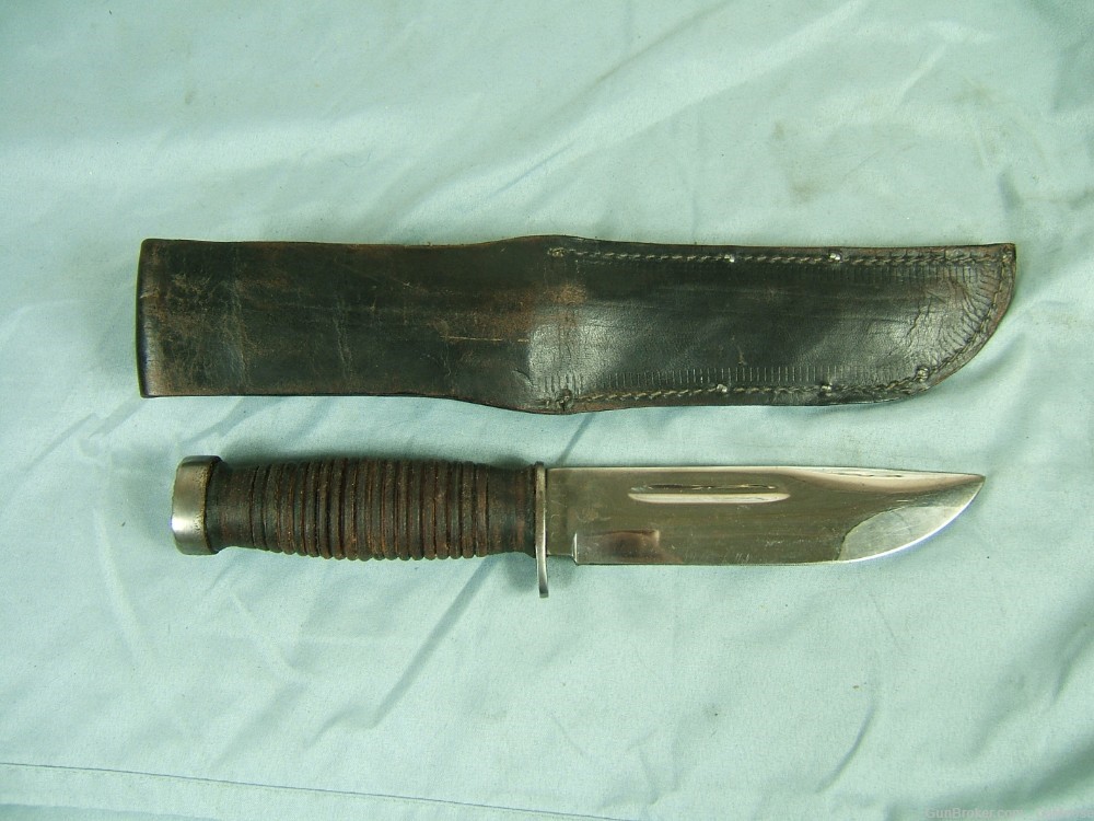 WWII Case XX Fighting Knife with Original Sheath-img-2