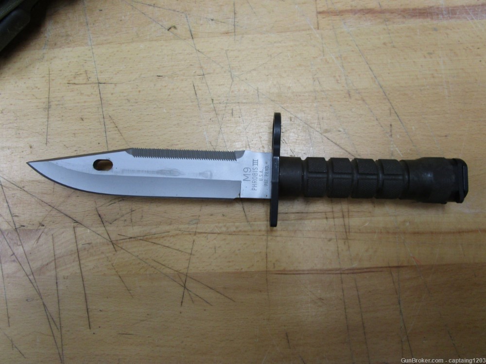Phrobis III M9 Military Fixed Blade/Saw Tooth & Sheath- USA-NOS!-img-0