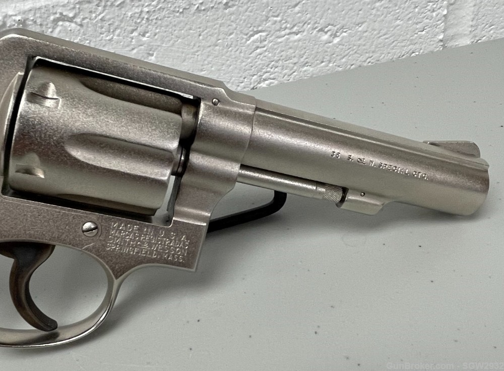 Smith & Wesson Model 10-6 .38 Special Revolver-img-7