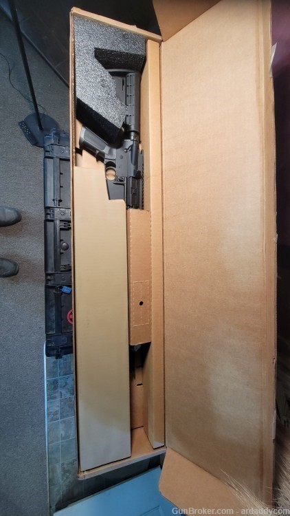 Gun storage shipping box for AR15 up to 20" barrel Ship safely ar 15 rifle -img-1