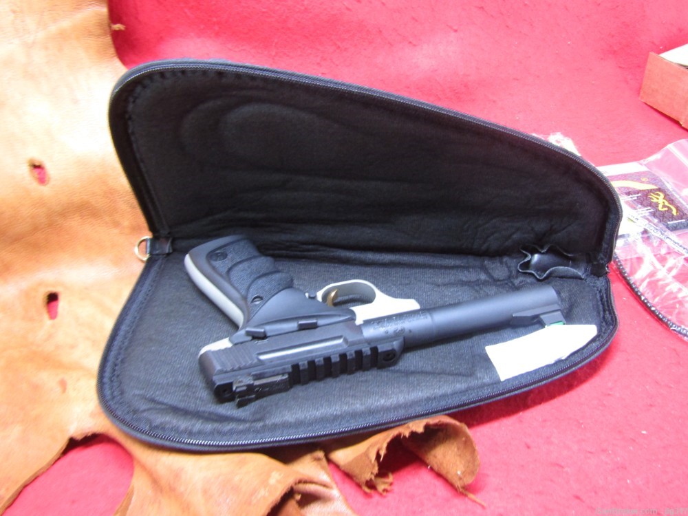 Browning Buck Mark Plus Practical URX 22 LR Semi Auto Pistol 051530490 -img-12