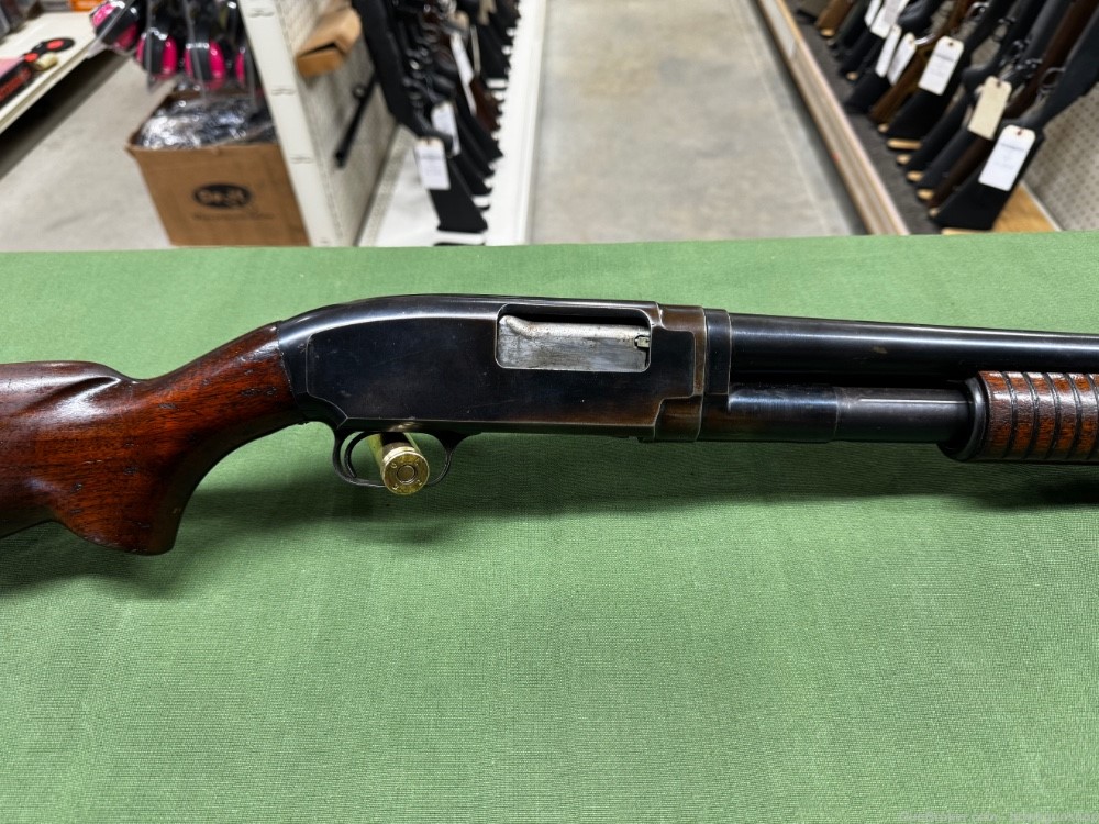 Winchester model 12 , 28in bl adj butt plate 1946 Pump Action