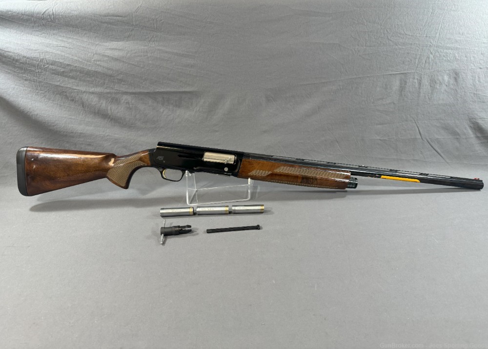 Browning A5 Hunter - 12GA (2-3/4" & 3") Semi Auto Shotgun w/ 26" Barrel-img-0